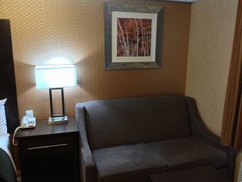 Gate Hotel 2*